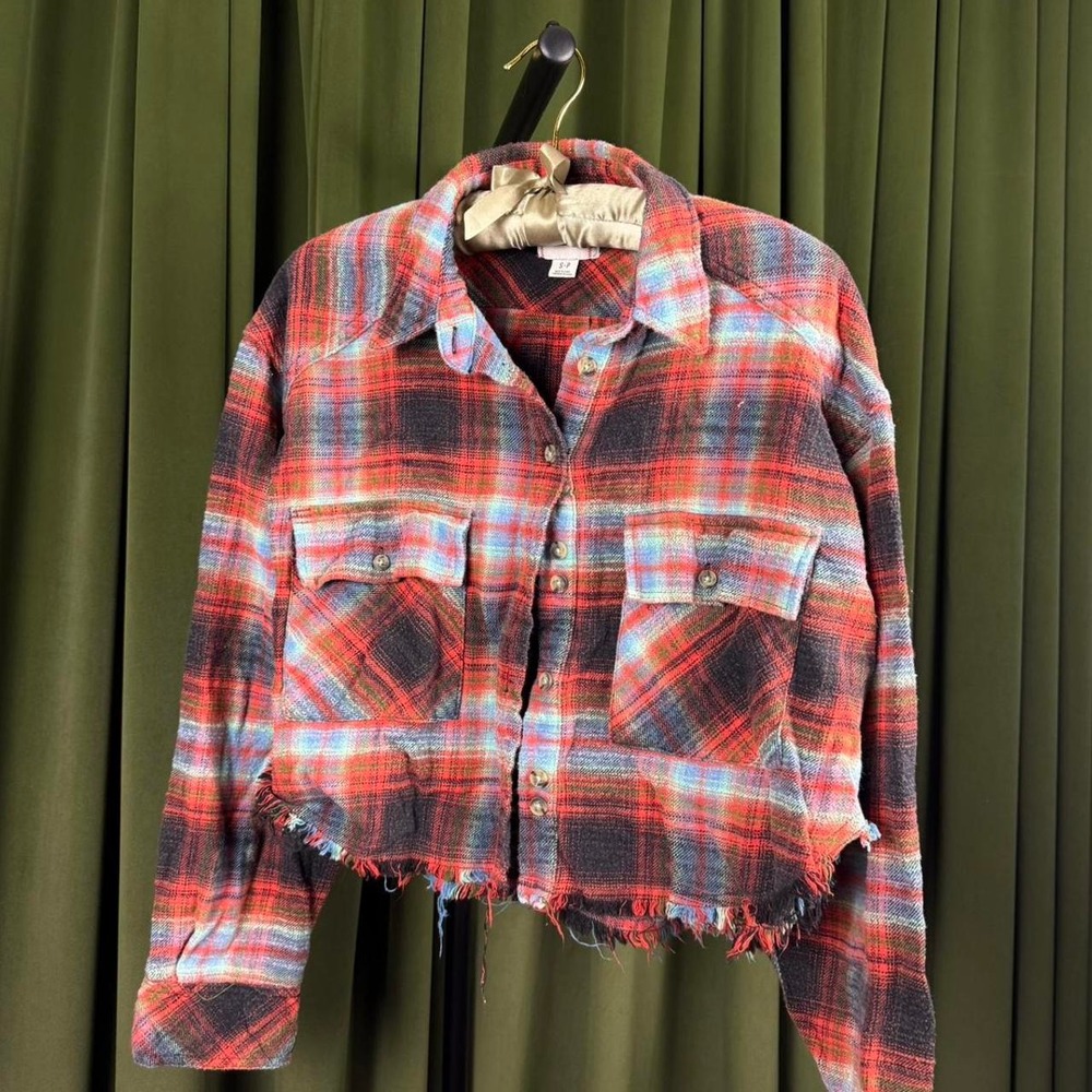 BDG Distressed Plaid Flannel Shirt Red Blue Cropped Grunge Punk Womens Size S P
